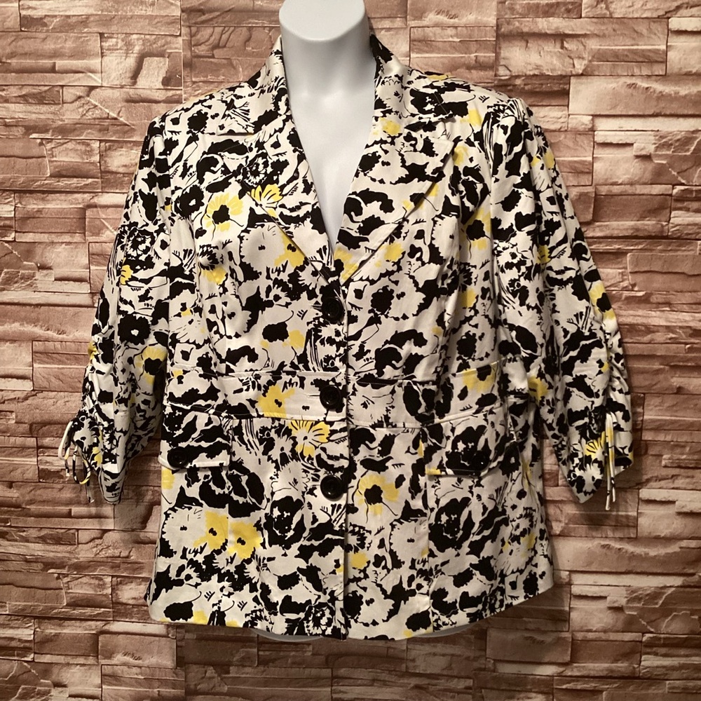 Donna MooreFloral Blazer with Yellow Accents 3X